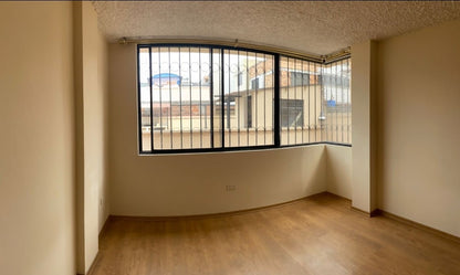 SE VENDE EDIFICIO RENTERO SECTOR LOS ALAMOS ENTRE AV. 6 DE DICIEMBRE Y ELOY ALFARO