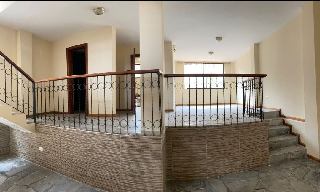 SE VENDE EDIFICIO RENTERO SECTOR LOS ALAMOS ENTRE AV. 6 DE DICIEMBRE Y ELOY ALFARO