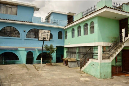 SE VENDE CASA O TERRENO SECTOR REAL AUDIENCIA - BARRIO LA OFELIA - PARROQUIA PONCEANO