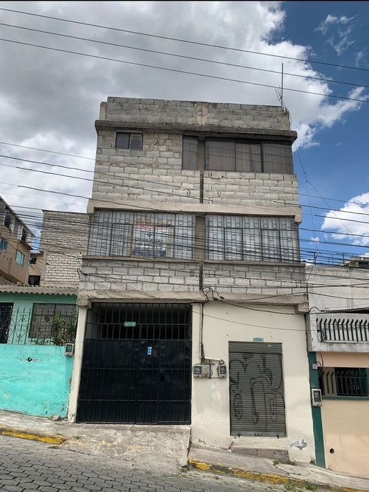 SE VENDE CASA SECTOR CARAPUNGO.