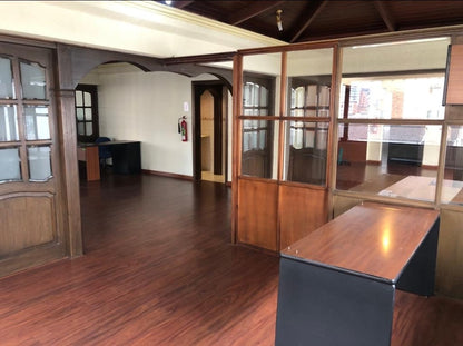 Se Vende o Se Arrienda Oficina Sector Calle Juan León Mera