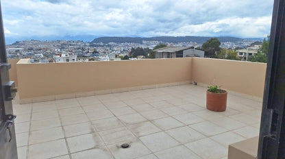 SE VENDE DEPARTAMENTO DUPLEX SECTOR MARIANO TURREY Y MARCOS JOFRE.