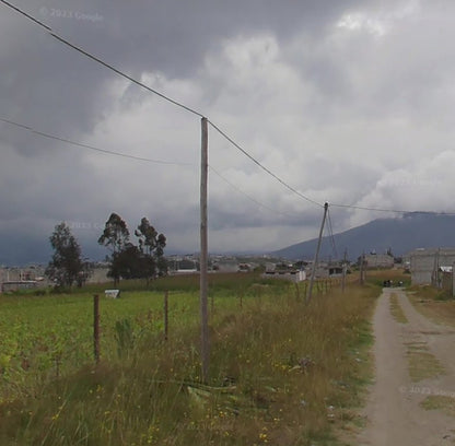 Se Vende Lotes de Terreno en La Mitad del Mundo