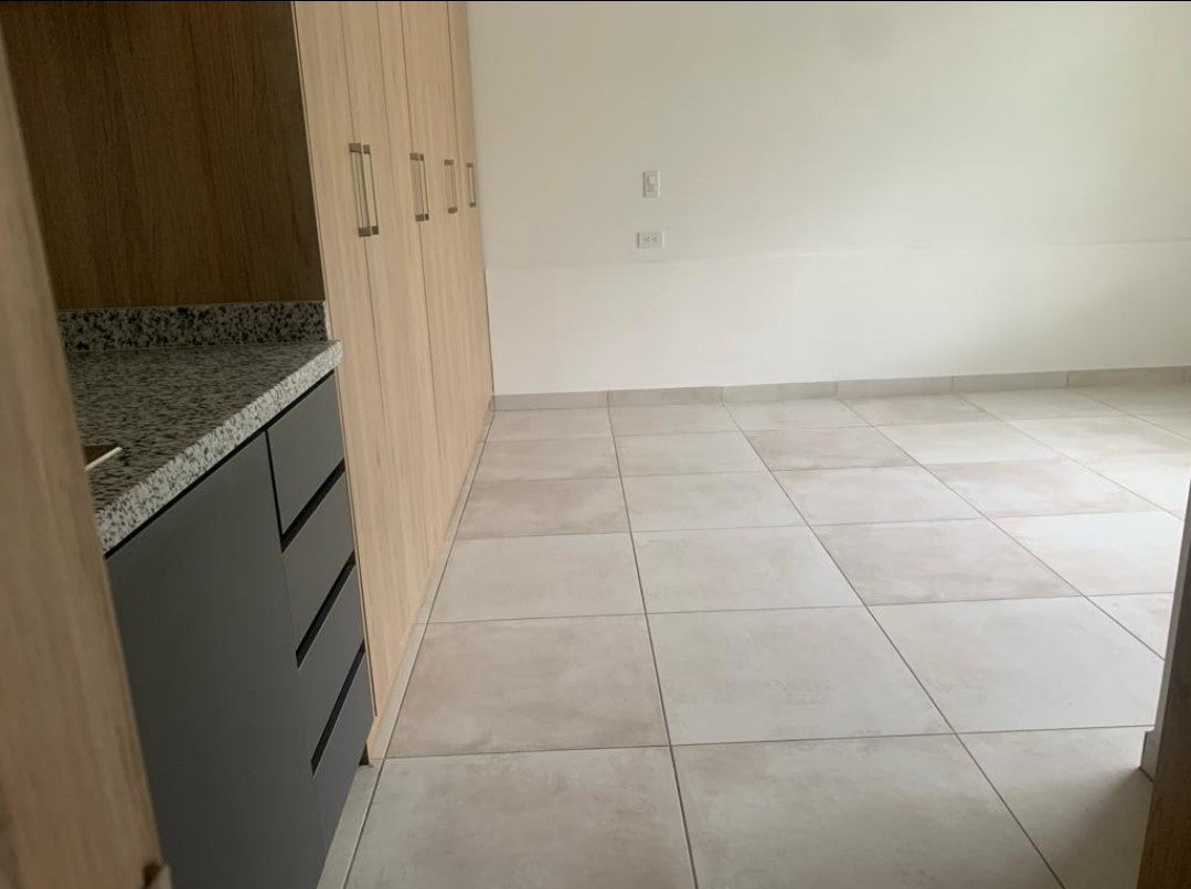 SE VENDE CASA EN SAN JUAN DE CUMBAYA