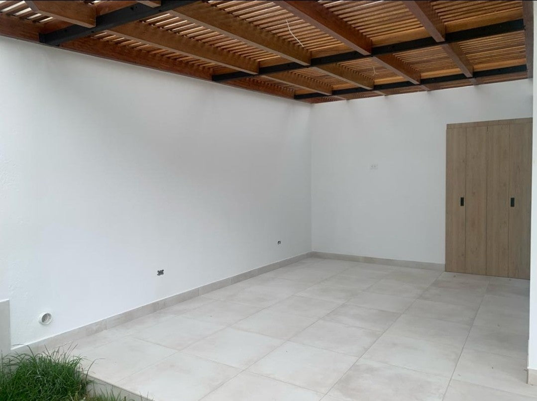 SE VENDE CASA EN SAN JUAN DE CUMBAYA