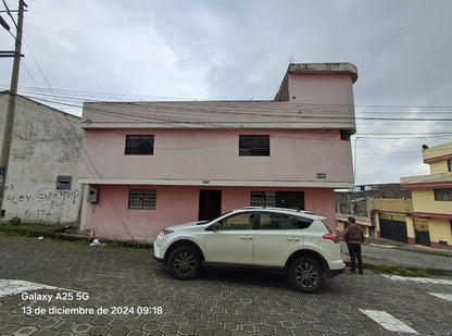 SE VENDE TERRENO O GALPON SECTOR GUAMANI - SUR DE QUITO.